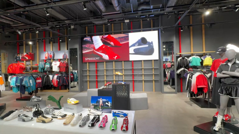 PUMA STORE 大阪